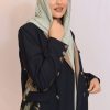 عباية بليزر أنيقة بتفاصيل جاكار فاخرة FA 516