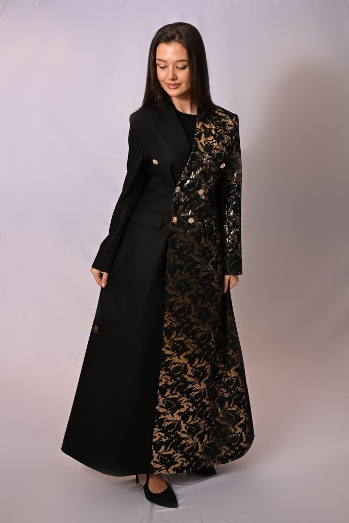 عباية بليزر تجمع فخامة الزركون FA 620