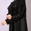 عباية شتوية فاخرة بتداخل المخمل والكريب FA 603