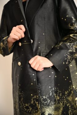 عباية بليزر فاخرة سوداء بلمعة ذهبية FA 632
