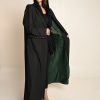 عباية بليزر سوداء فاخرة ببطانة خضراء FA 631