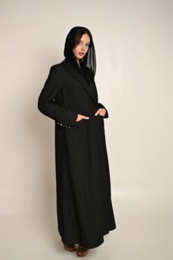 عباية بليزر سوداء فاخرة ببطانة خضراء FA 631