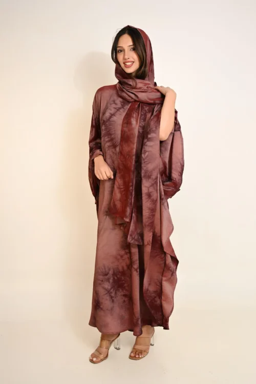 عباية بنية كريب مع شال متناسق FA 636