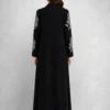 عباية سوداء مطرزة بتصميم فاخر FA 708